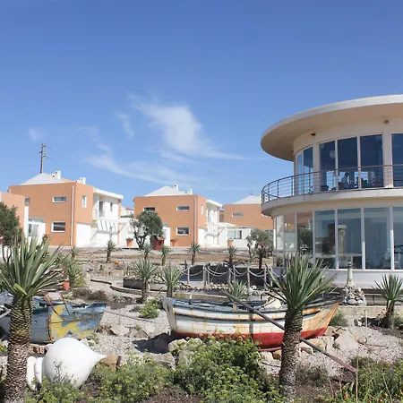 Kompleks wypoczynkowy Noiva Do Mar 4*