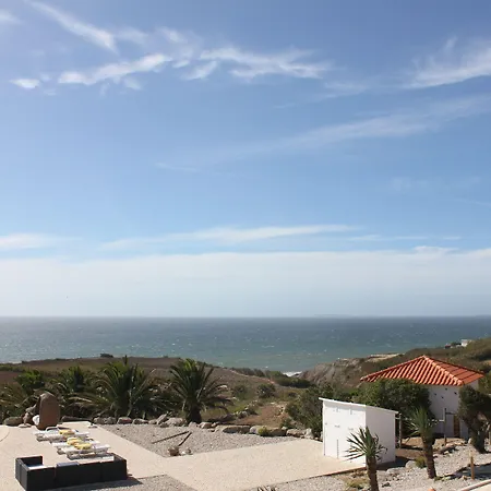 Kompleks wypoczynkowy Noiva Do Mar 4*